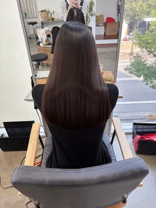ロング 津田 七美希のヘアスタイル