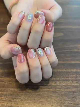 ネイル Revia所属・Revia おおだちあやなのネイルデザイン