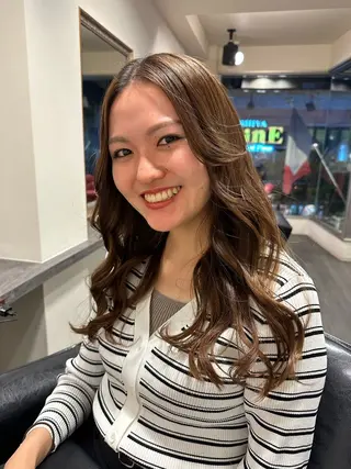 ロング Mora Hair Salon所属・Haruka 神楽坂のヘアスタイル