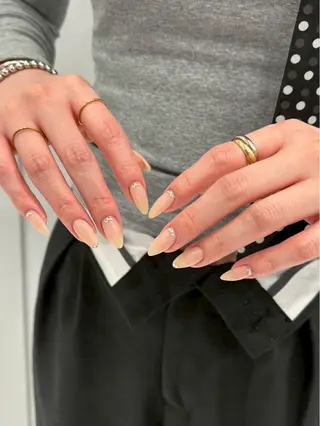 ネイル NABI NAIL茨木市店所属・NABINAIL mahoのネイルデザイン