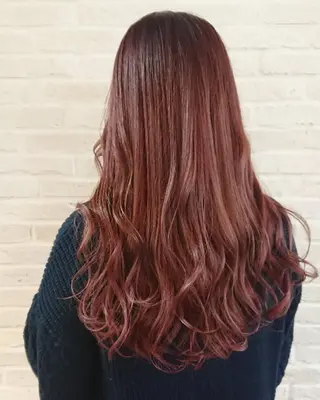 ロング カラー little×PORTO 元町所属・Topstylist ゆきこのヘアスタイル