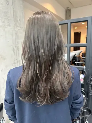 セミロング ✨透明感 艶カラー恵比寿✨のヘアスタイル