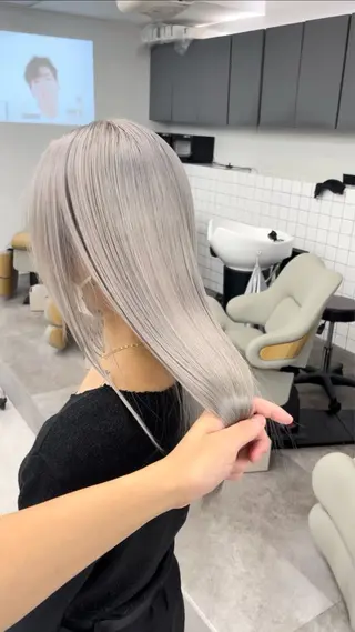 ロング カラー 高島大登/顔周り /レイヤーカットのヘアスタイル