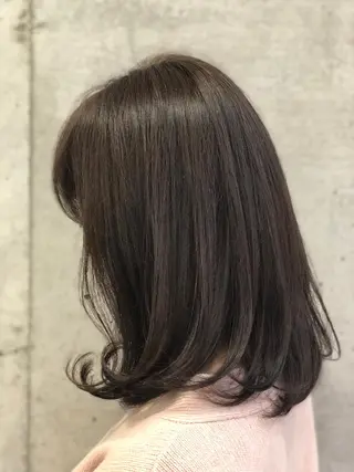 ミディアム カラー 大栗 佑也  髪質改善のヘアスタイル