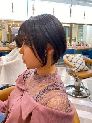 ショート レイヤーと顔まわり 大好き❣️関口拓馬のヘアスタイル