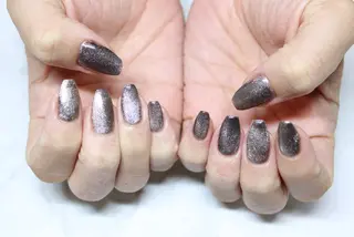 ネイル レイジー スワンのネイルデザイン