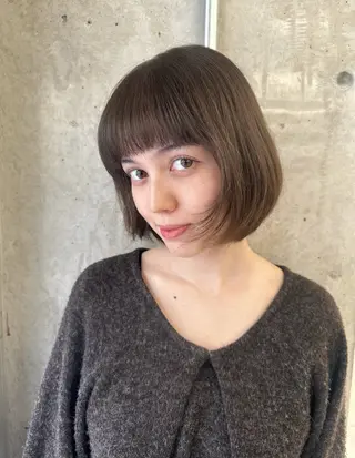 ショート MIES ミナリのヘアスタイル