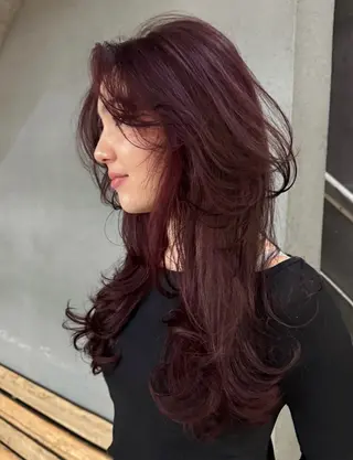 ロング 金田 法子のヘアスタイル