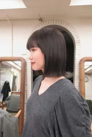 ショート カラー Gigi 代々木所属・りこ 🐈‍⬛韓国艶カラーのヘアスタイル