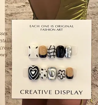 ネイル パラジェル＆フィルイン取り扱いサロンSol Nail所属・Sol Nail ミネのネイルデザイン