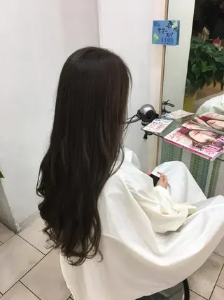 ロング カラー ヘアアレンジ kahuli  hair Ulu 「カーフリヘアウル」所属・鎗田 健のヘアスタイル