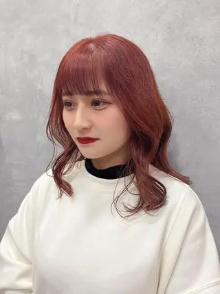 セミロング カラー ヘアアレンジ StellA所属・MIZUKI/町田/ ハイトーンカラーのヘアスタイル