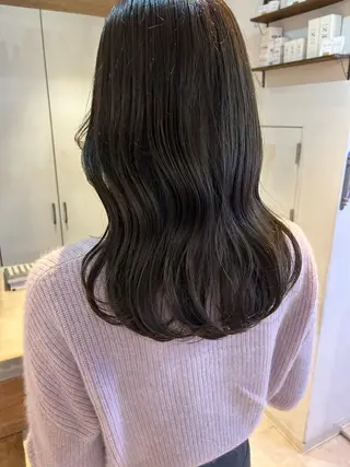 セミロング カラー ikeda shioriのヘアスタイル