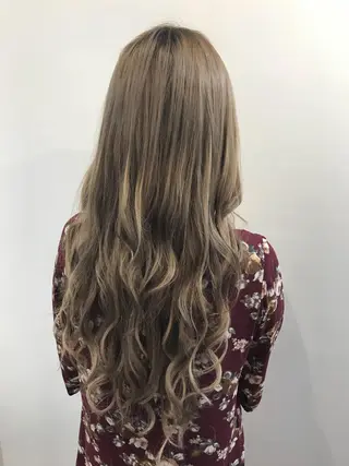 ロング カラー 平尾 拓也のヘアスタイル