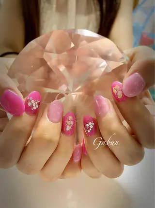 ミディアム LOTUS ネイルサロンのネイルデザイン