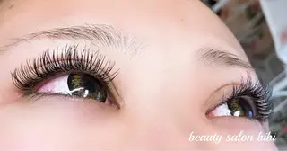 マツエク・マツパ 美容室 美美所属・髙坂 友香のエステ・リラクイメージ