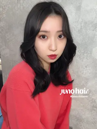 セミロング カラー ヘアアレンジ 韓国レイヤーカット/ 儚げカラーチナツのヘアスタイル