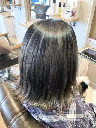 カラー 堀 望美のヘアスタイル