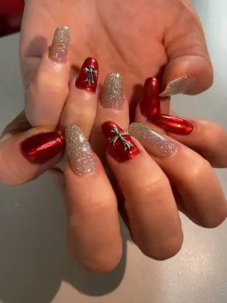 ネイル Feather ビューティーサロンのネイルデザイン