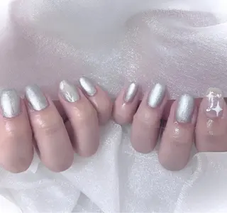 ネイル Nail salon s.k.所属・Nailist. emiのネイルデザイン
