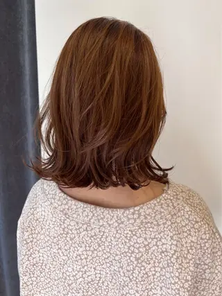 セミロング 横手 愛美のヘアスタイル