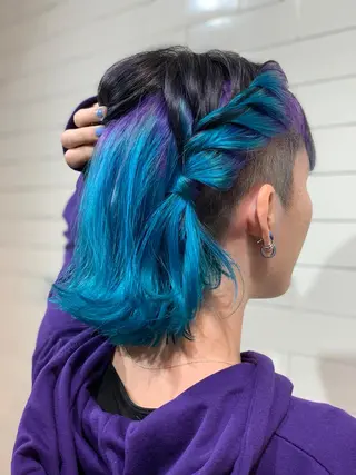 ショート カラー ヘアアレンジ 髪質改善×ハイトーン 中田啄也のヘアスタイル