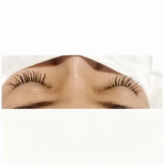 マツエク・マツパ hyochi所属・久井 由香のヘアスタイル