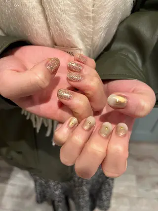 ネイル une／YUKINA 🫧大人nuanceのネイルデザイン