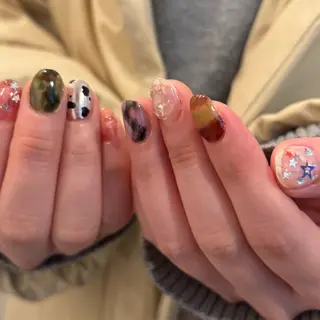 ネイル 🪐富島彩夏 /海外nail🪐のネイルデザイン