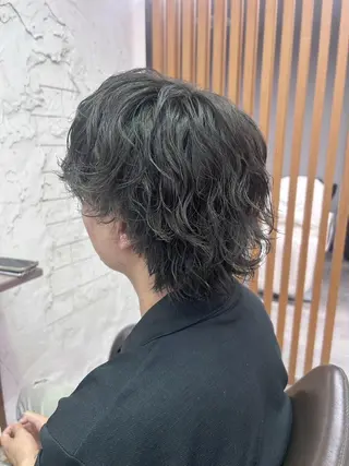 パーマ メンズ ハイトーン×艶カラー 🤍MIZUKIのヘアスタイル