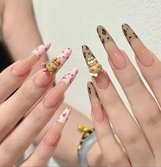 ネイル VIVIAN リサのネイルデザイン