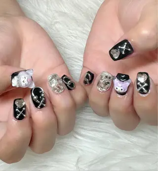 ネイル UnFLAIR 麻布十番店🧸NAOのネイルデザイン