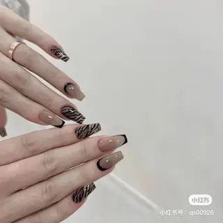 ネイル The Oneのネイルデザイン