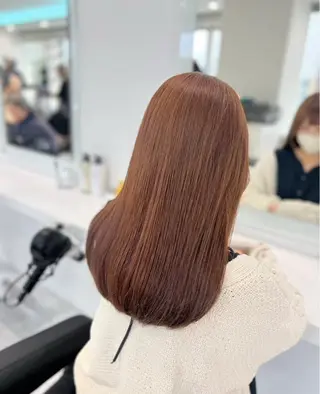 セミロング カラー ヘアアレンジ 🩵ダメージレス艶感 ハイトーン🩷のヘアスタイル