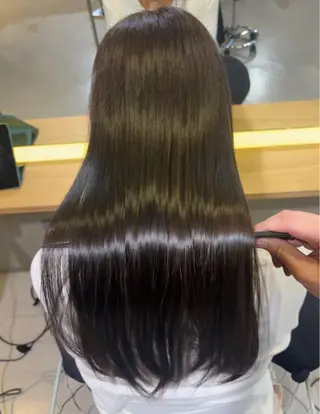 ロング Kazuha /透明感カラーのヘアスタイル