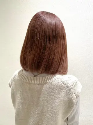 ミディアム カラー 鵤木 朋香のヘアスタイル
