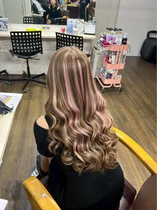 ロング カラー パーマ ヘアアレンジ 💚U-topia 💚佐藤優來💚のヘアスタイル