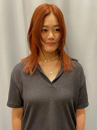 ミディアム カラー SALOWIN所属・ブリーチ✨ ボブ✨レイヤーのヘアスタイル