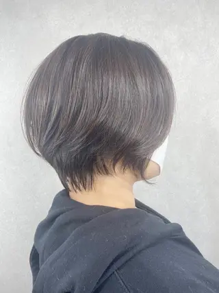 ショート _White所属・ＳＨＩ ＺＵのヘアスタイル