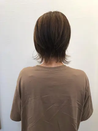 カラー Ruang所属・ツノガイ エリのヘアスタイル