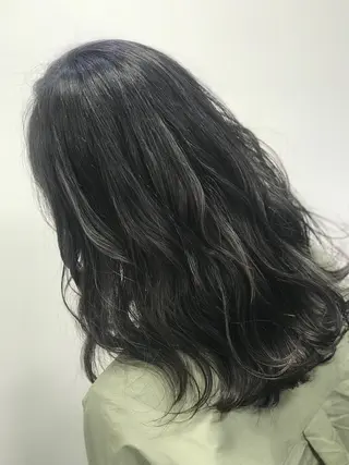 ロング カラー 山内 聡史のヘアスタイル