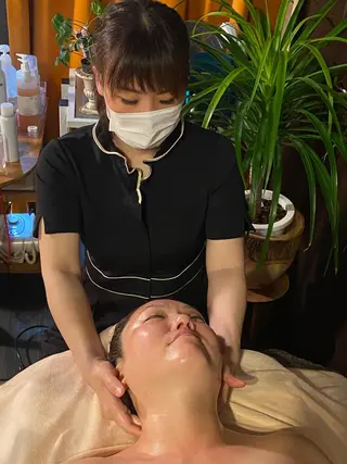 Mandarin Orange所属・毛穴から始める肌メン テマンダリンオレンジのエステ・リラクイメージ