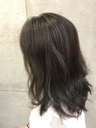 ミディアム カラー 大栗 佑也  髪質改善のヘアスタイル