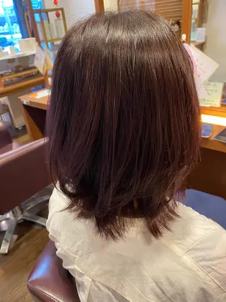 ミディアム サイトウ ナツキのヘアスタイル