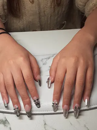 ネイル LANLAN所属・Lan Lanのネイルデザイン