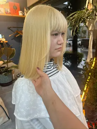 ミディアム カラー kivi 【キヴィ】所属・似合わせカット Rinka🌻のヘアスタイル