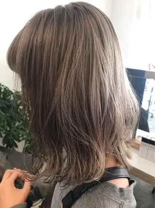 ミディアム カラー 渋谷ブリーチカラー 韓国ヘアyuikoのヘアスタイル