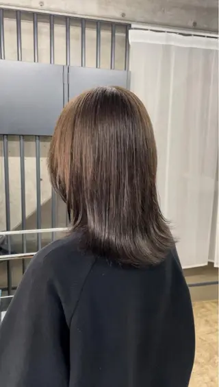 セミロング カラー ボブ/透明感カラー EMIRIのヘアスタイル