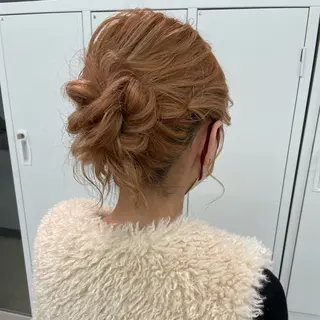 セミロング ヘアアレンジ 奥山義進/ハイトーン /バレイヤージュのヘアスタイル