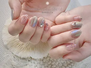 ネイル ネイルサロンD&D所属・劉 丹丹のネイルデザイン